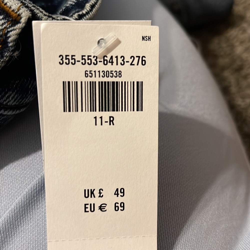 Jeans - Picture 7 of 7